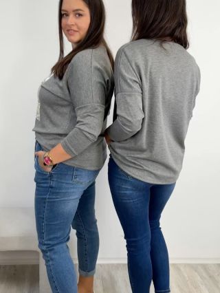 Mikina Laberto ❤️ Sedne jak na velikost M, tak i XL ✅ 589,- https://www.glamstore.cz/mikina-laberto/